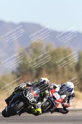 media/Nov-02-2025-CVMA (Sun) [[337aff29ab]]/Race 8-Formula Lightweight Twins Shootout/